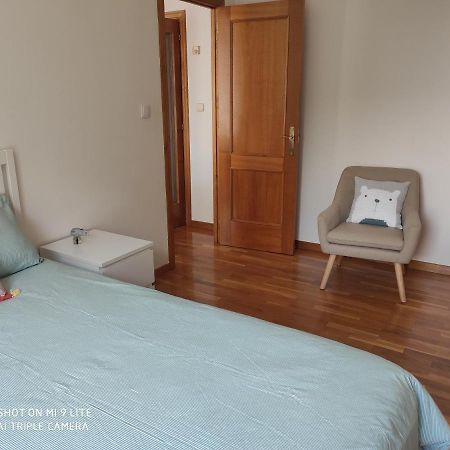 Luminoso Y Acogedor Apartamento En La Playa Олейрос Екстериор снимка